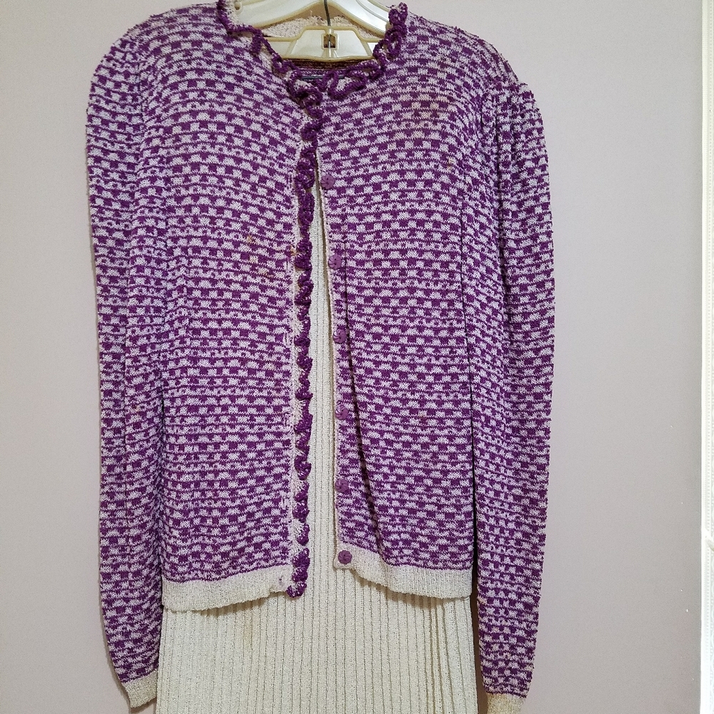 Suit fabulous purple and cream knitted suit